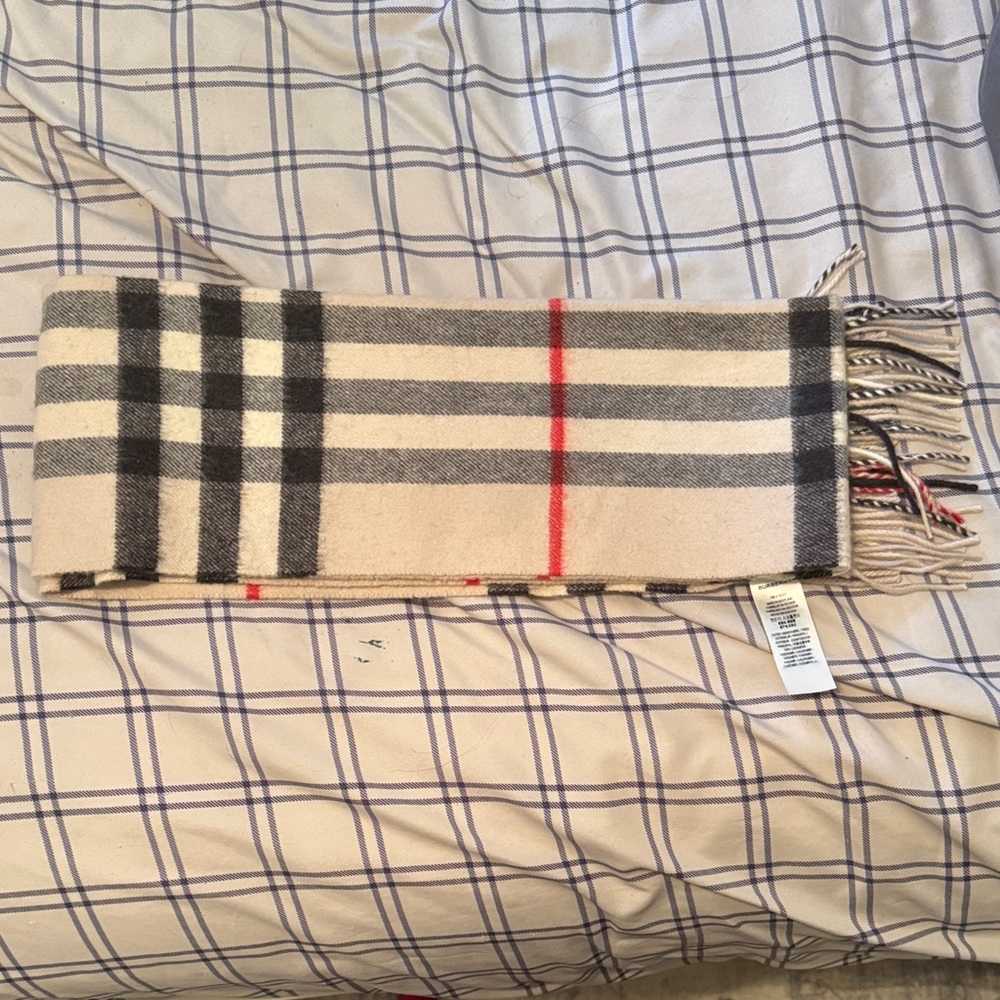 Burberry Classic Beige and Red Plaid Scarf
